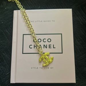 The little book of COCO CHANEL 192 pages of Coco quotes & info. Style to live by